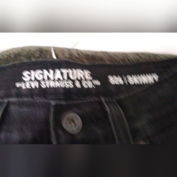 LEVIS - Picture 2 of 5